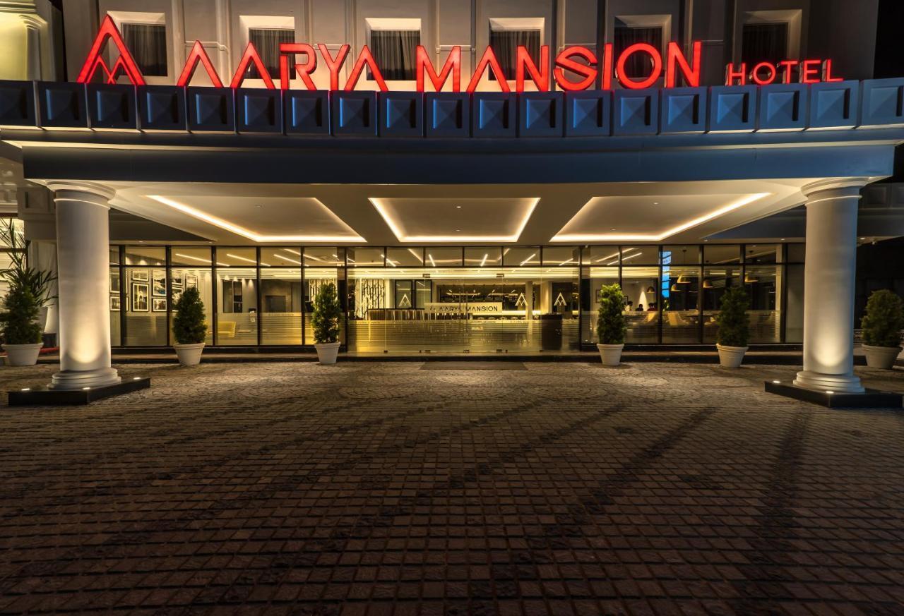 Отель Aarya Mansion Vaccinated Staff Хассан Экстерьер фото